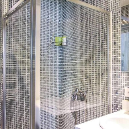 Appartement Lumineux Avec Terrasse Jardin Et Acces Piscine Вільфранш-сюр-Мер Екстер'єр фото